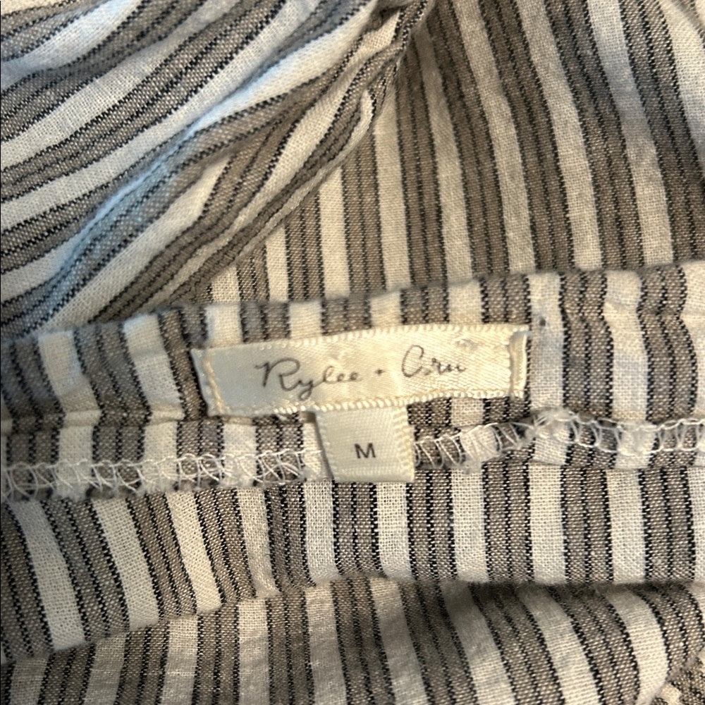 Rylie + Cru Greta railroad stripe puff sleeve dress white/green Medium - Picture 6 of 9